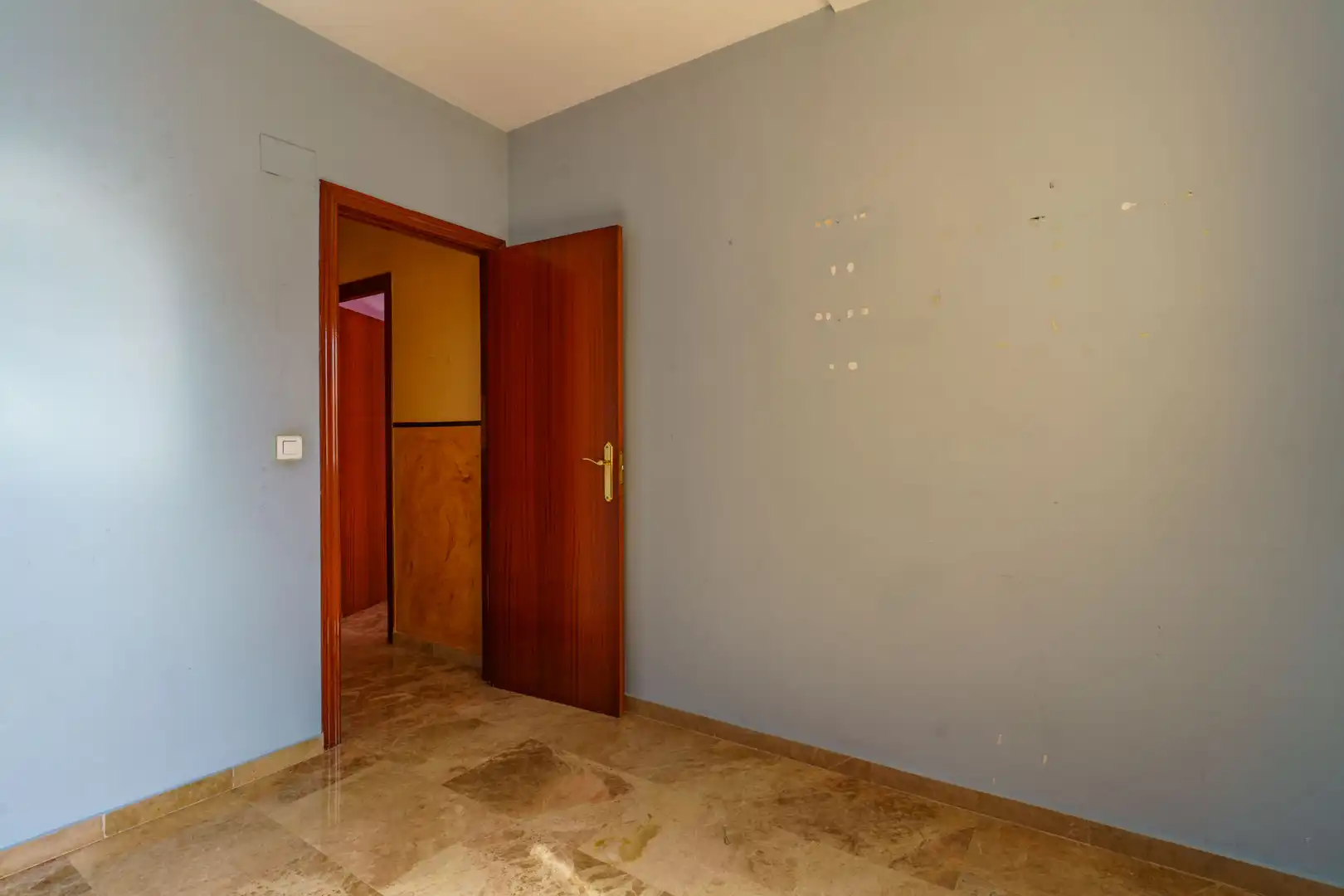 Schlafzimmer von Einfamilien-Reihenhaus zum Verkauf in Ogíjares mit Klimaanlage, Heizung und Terrasse