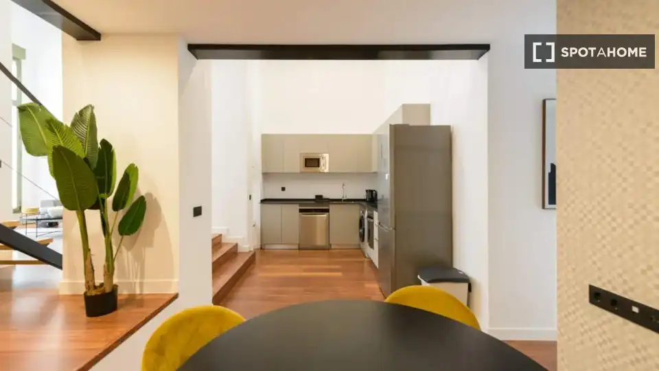 Kitchen of Flat for rent in Madrid  with Air Conditioner, Heating and Furnished
