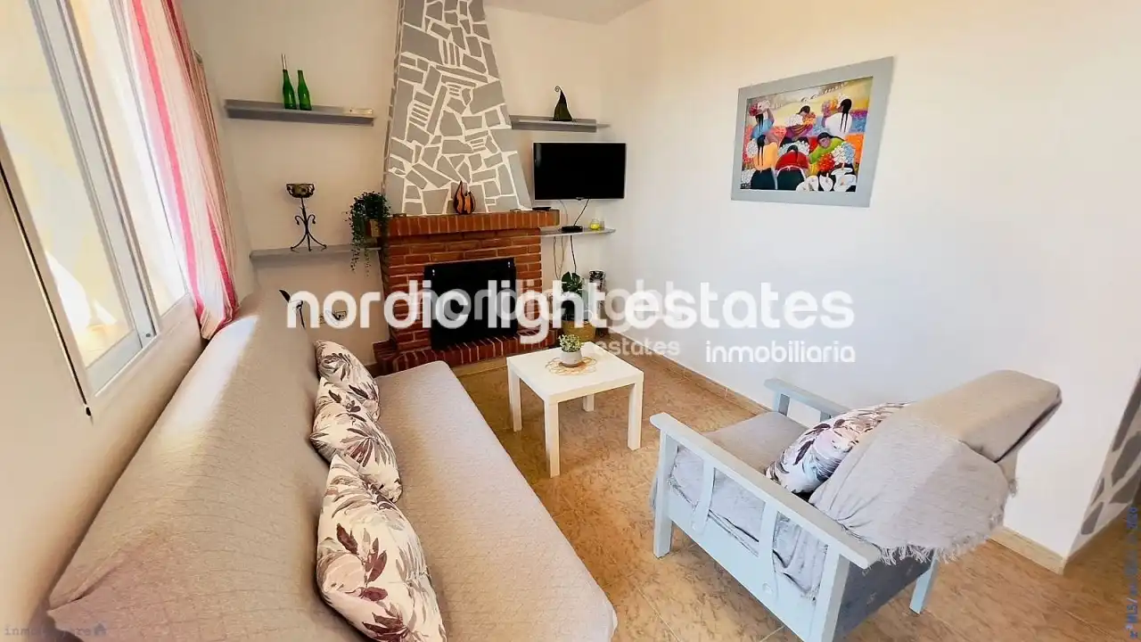 House with pool for sale in Torrox Pueblo, imagen 2