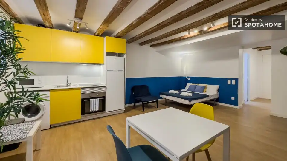 Appartamento in affitto a Ciutat Vella, imagen 3