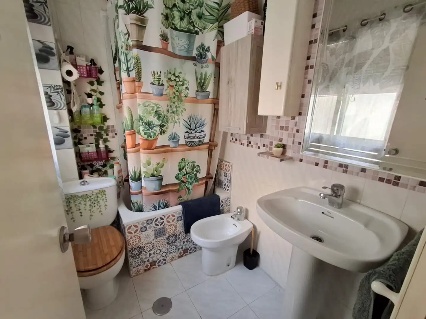 Badezimmer von Wohnung zum Verkauf in Cádiz