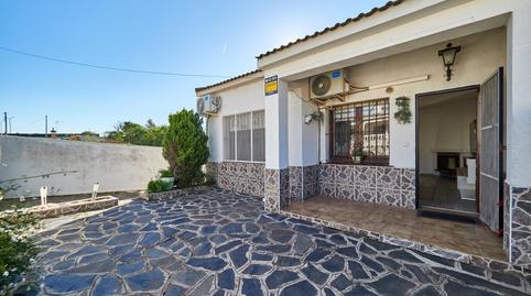Foto 3 de Casa adosada en venta en Carrer Pedraforca, 42, Albinyana, Tarragona
