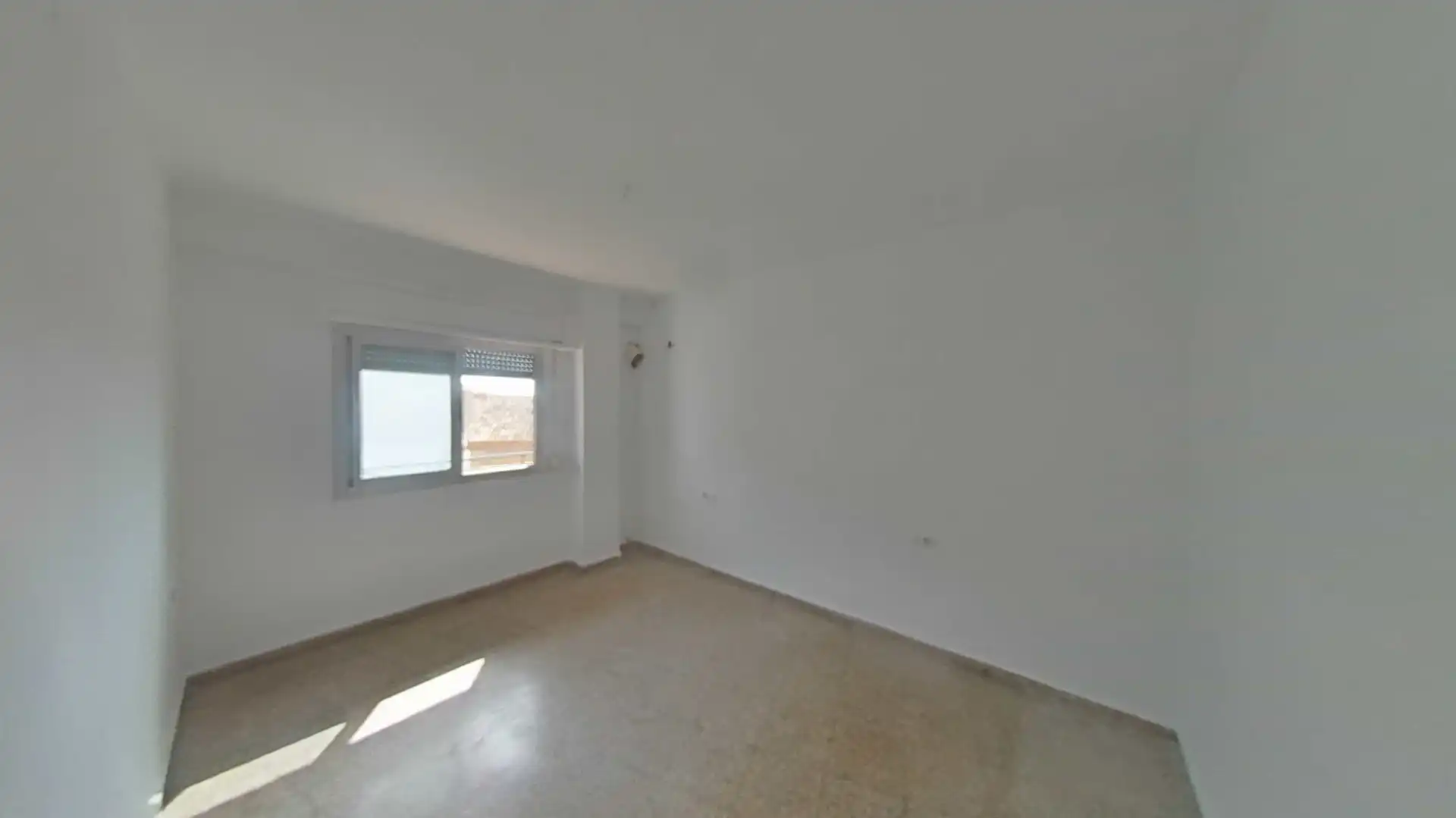 Habitación de Piso en venta en Yátova con Balcón