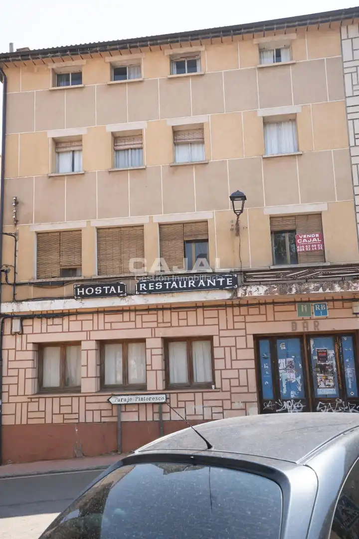 Edifici en venda en Riaza