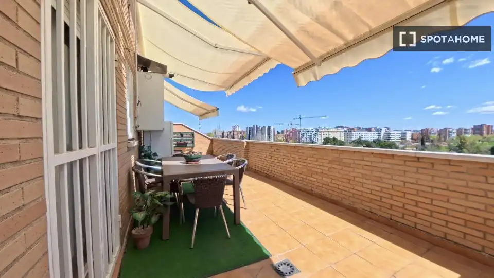Terrace of Flat for rent in  Madrid Capital  with Air Conditioner, Heating and Furnished