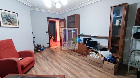 Foto 2 de Piso en venta en Pasaje del Mercado, Gamonal - San Bruno - G9, Burgos