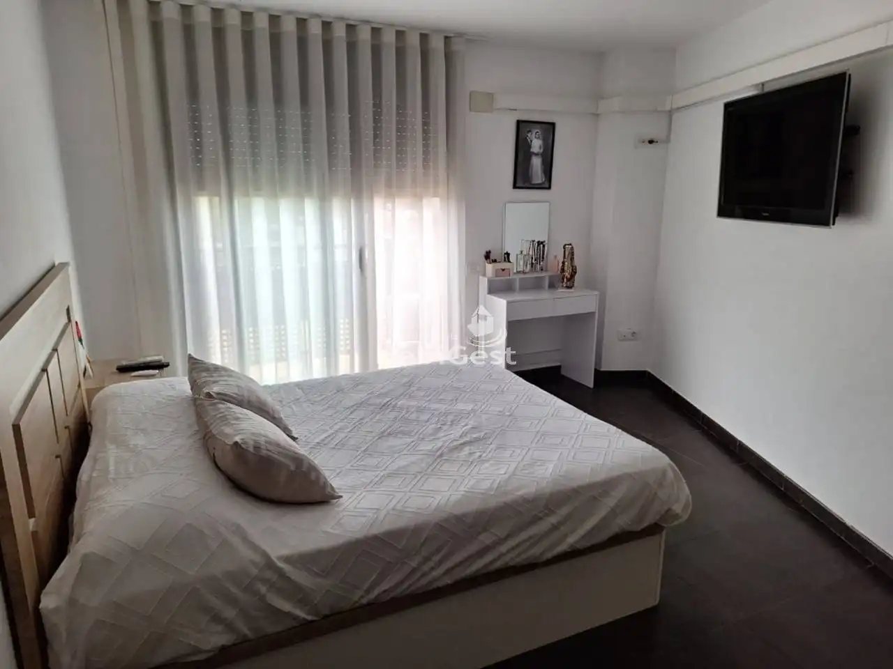 Schlafzimmer von Maisonette zum Verkauf in Sils mit Klimaanlage, Terrasse und Gemeinschaftspool