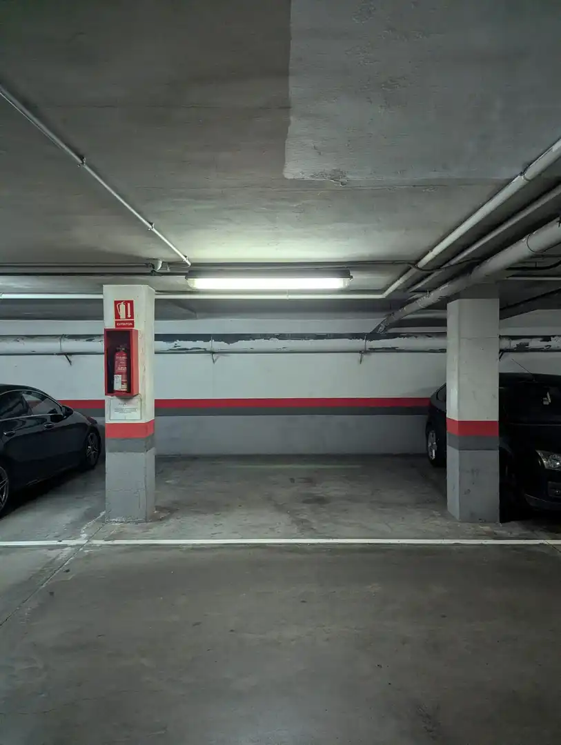 Garage zum Verkauf in Hipódromo