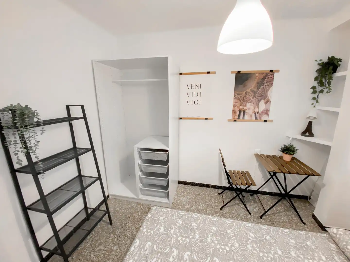 Habitació a Calle VIRIATO, Casco Antiguo