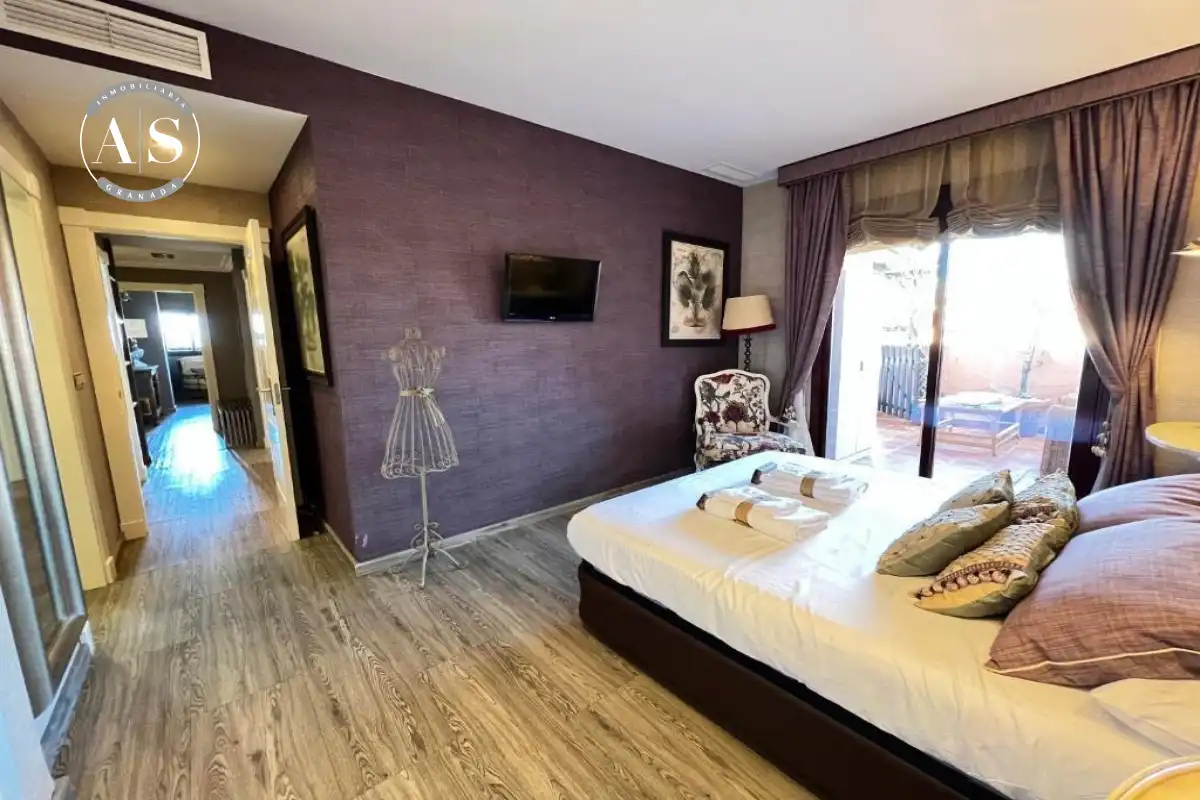 Dormitori de Àtic en venda en Motril amb Aire condicionat, Terrassa i Piscina comunitària