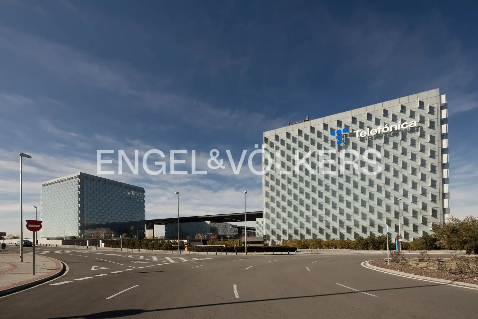 Exterior view of Flat for sale in Madrid  with Air Conditioner, Heating and Storage room