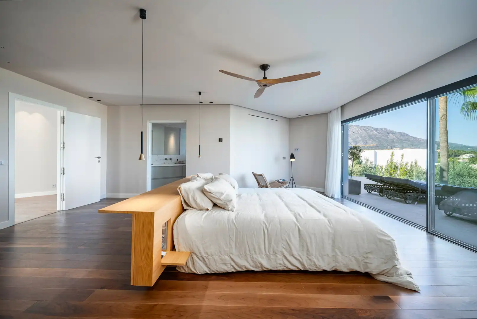 Casa con piscina en venta en Marbella Centro, imagen 3