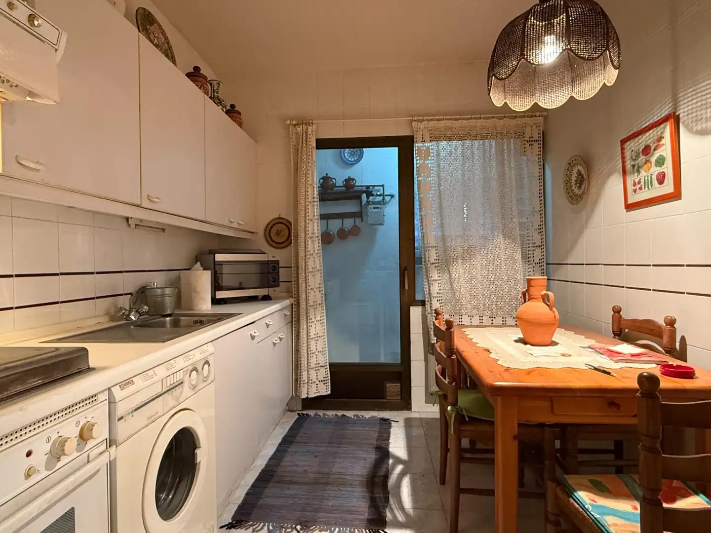 Cocina de Casa adosada en venta en Guadalajara con Calefacción, Terraza y Amueblado