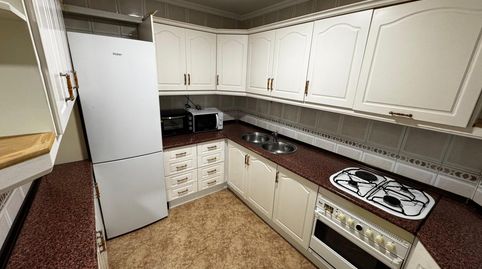 Photo 3 of Flat for rent in Calle Cañaveral, Camino de Ronda, Granada Capital