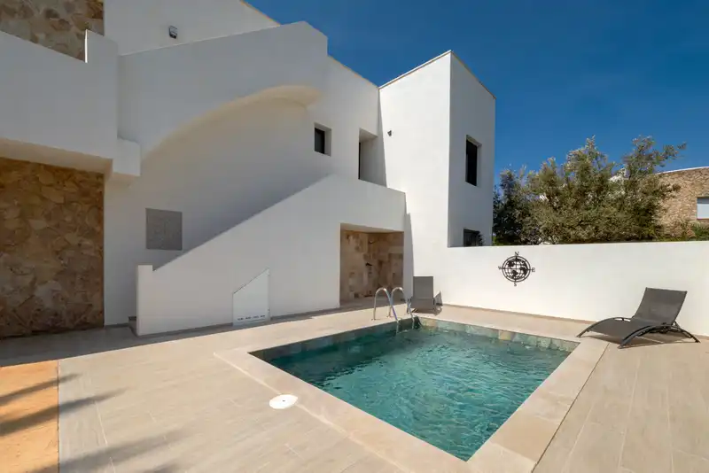 Swimming pool of Attic for sale in Empuriabrava  with Air Conditioner, Heating and Private garden