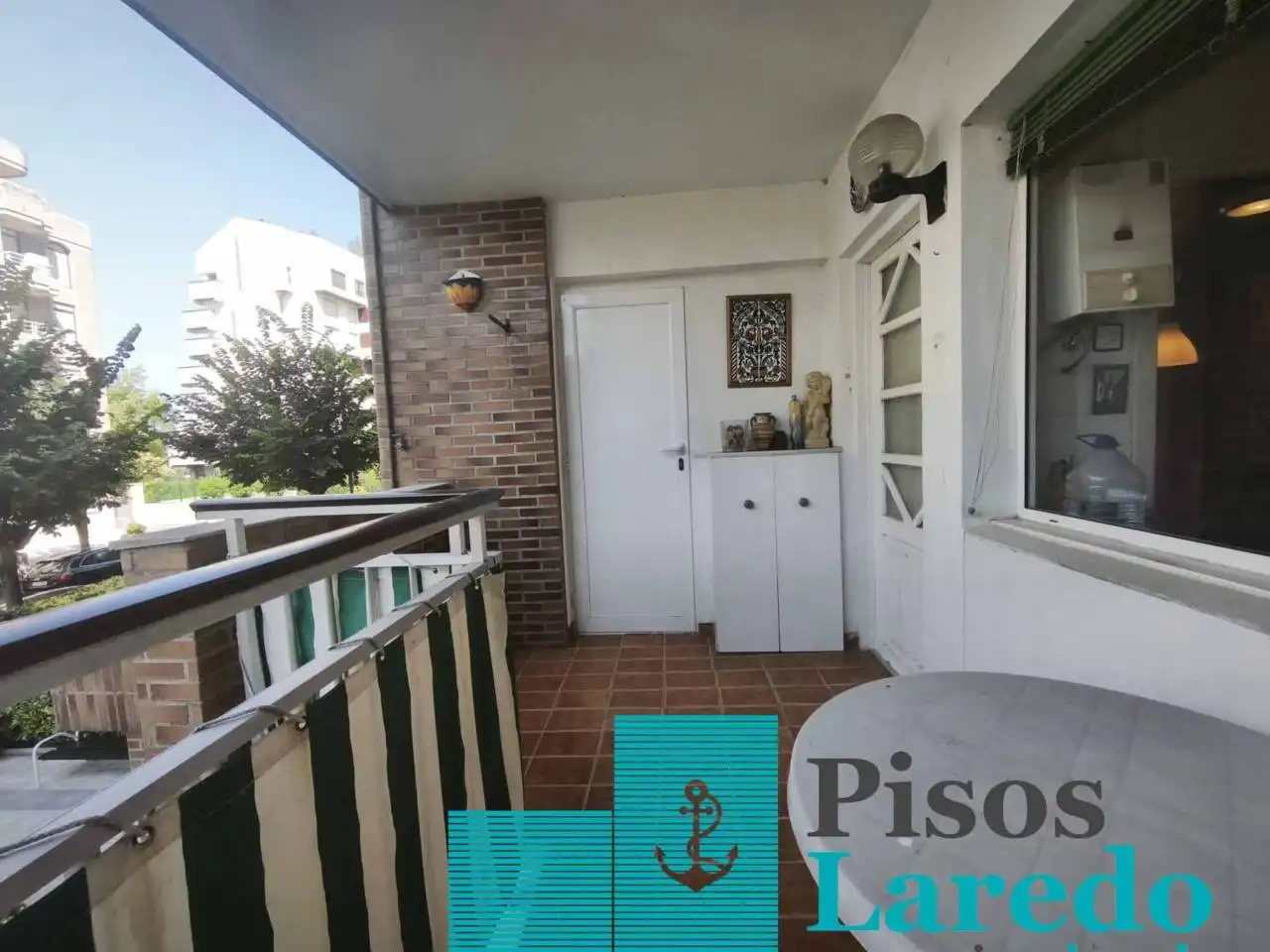 Terraza de Piso en venta en Laredo