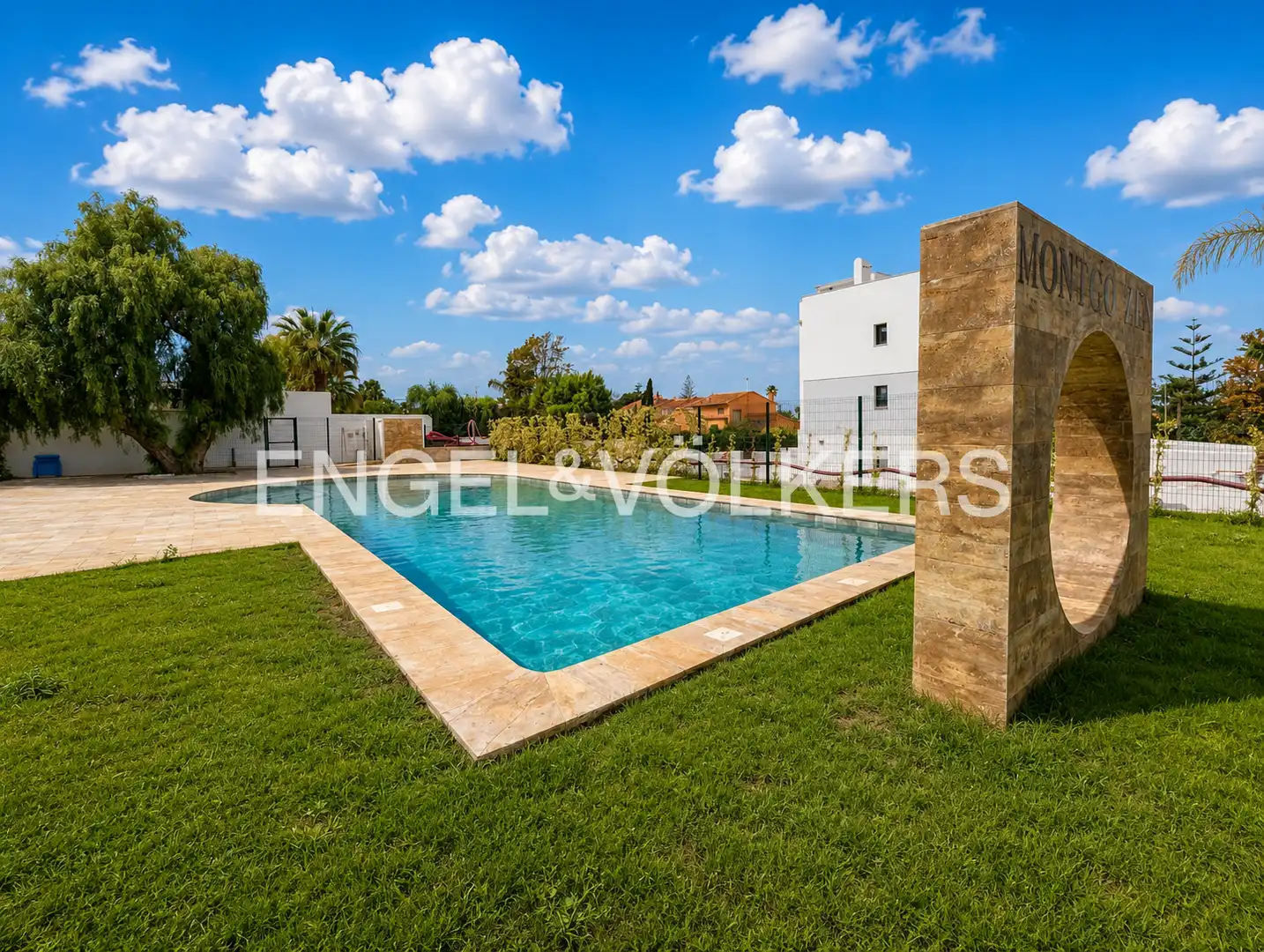 Swimming pool of Flat for sale in Dénia  with Heating and Swimming Pool
