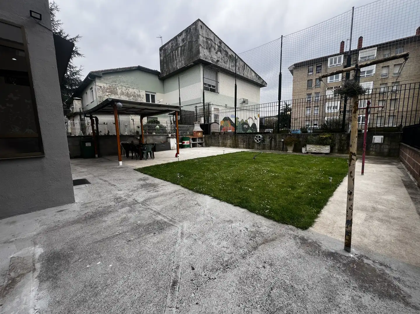 Terrace of Detached homes for sale in Torrelavega   with Heating, Private garden and Parquet flooring