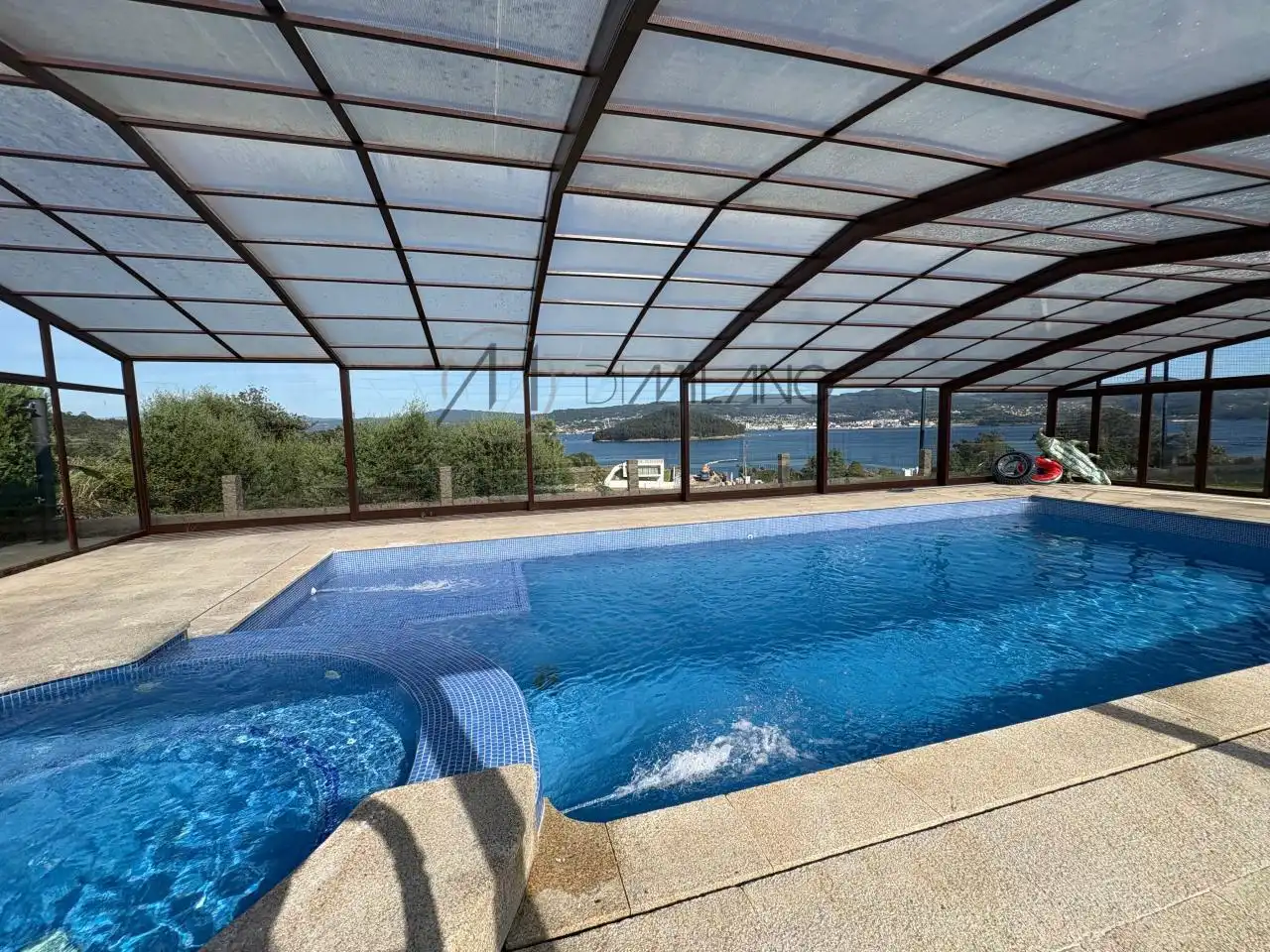 Piscina de Casa o chalet en venta en Poio con Calefacción, Jardín privado y Parquet