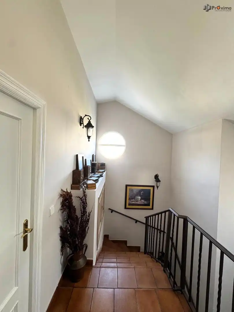 Houses for sale in Écija  with Air Conditioner, Terrace and Storage room