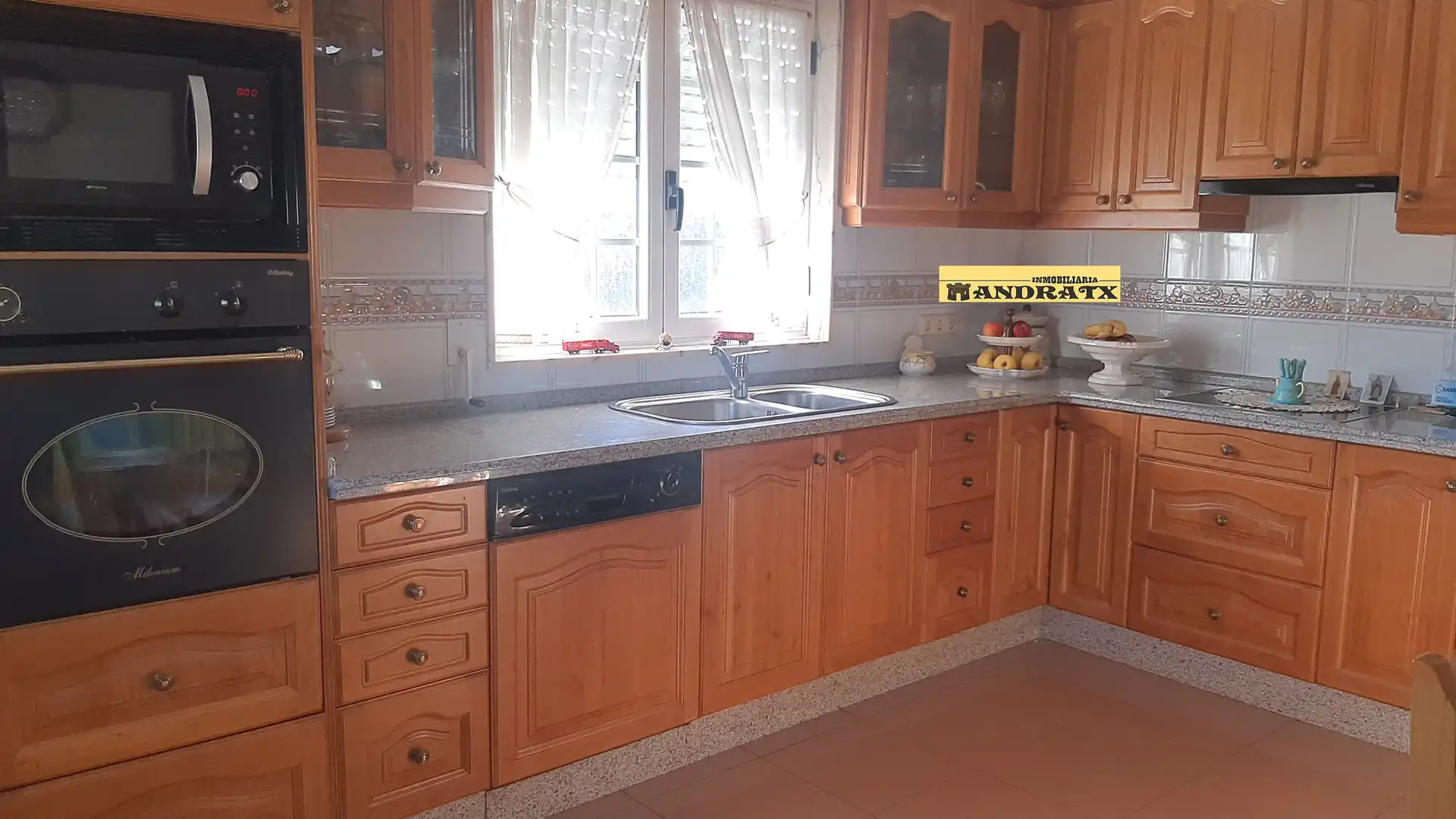 Cuina de Casa o xalet en venda en Ferrol amb Calefacció