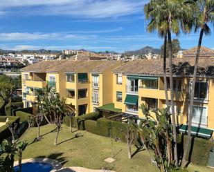 Exterior view of Apartment to rent in Estepona  with Air Conditioner and Terrace