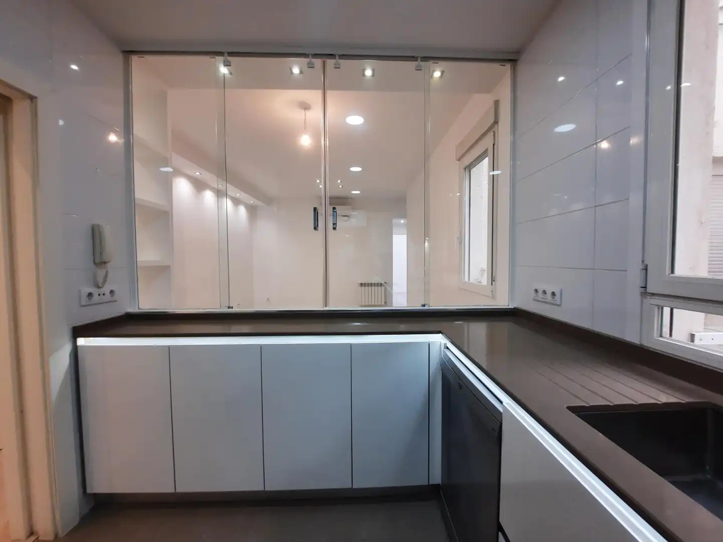 Küche von Wohnung zur Miete in Madrid mit Klimaanlage, Heizung und Parkett
