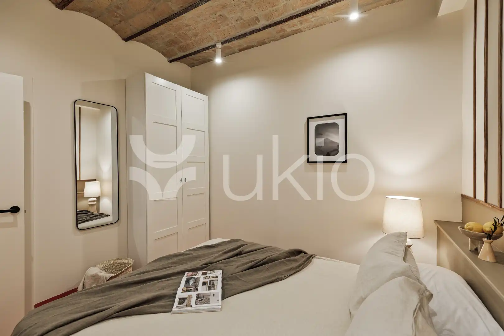 Apartamento con terraza en alquiler en Ronda de Sant Pau, imagen 17