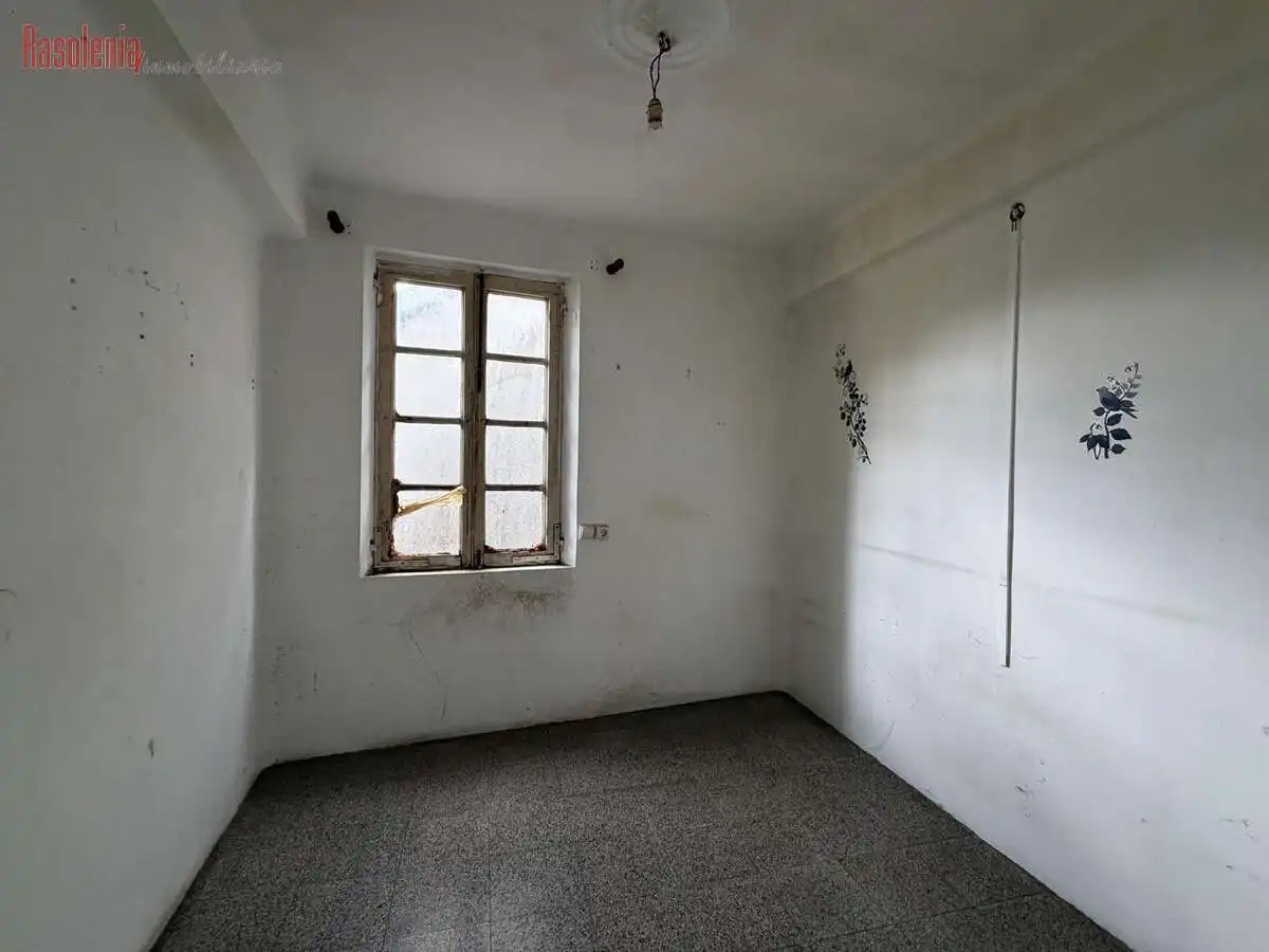 Houses for sale in Travesas, 11, Monfero