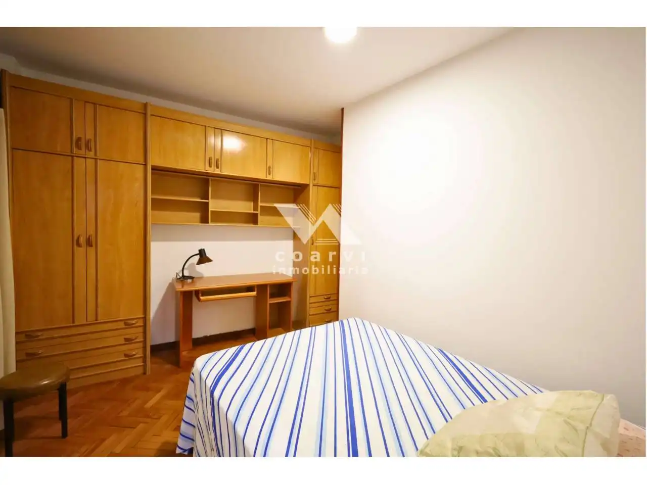 Schlafzimmer von Wohnung zur Miete in Ourense Capital  mit Heizung, Abstellraum und Möbliert