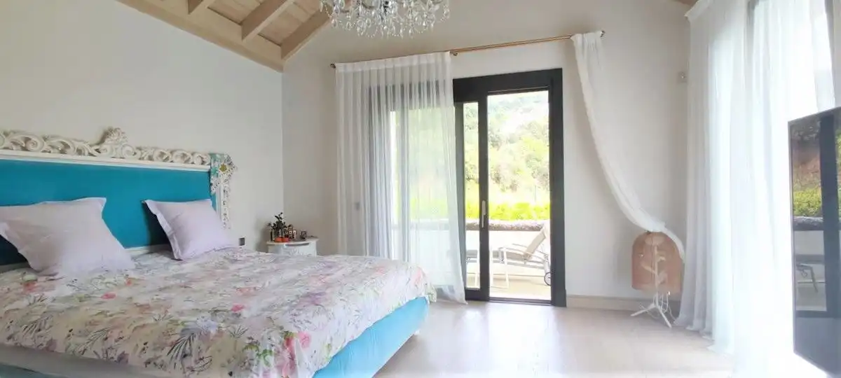 Habitación de Casa o chalet en venta en Benahavís con Aire acondicionado, Jardín privado y Terraza