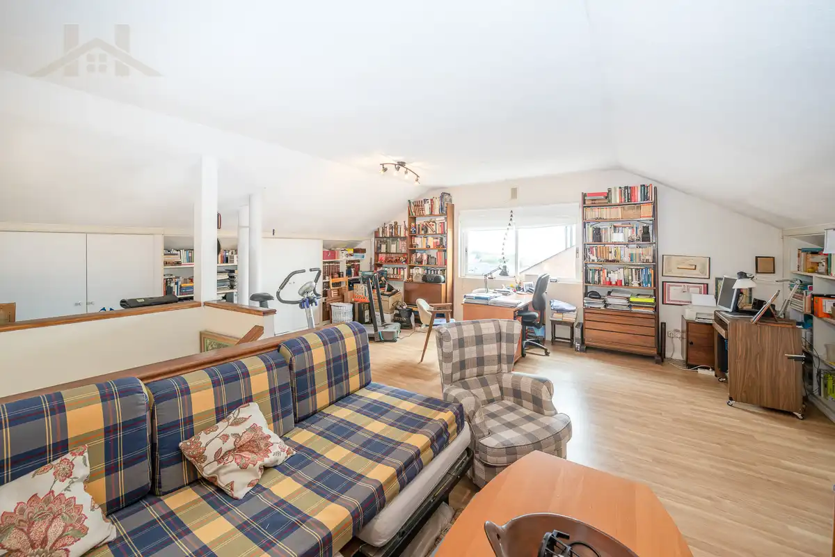 Living room of Houses for sale in Torrelodones  with Air Conditioner, Heating and Private garden