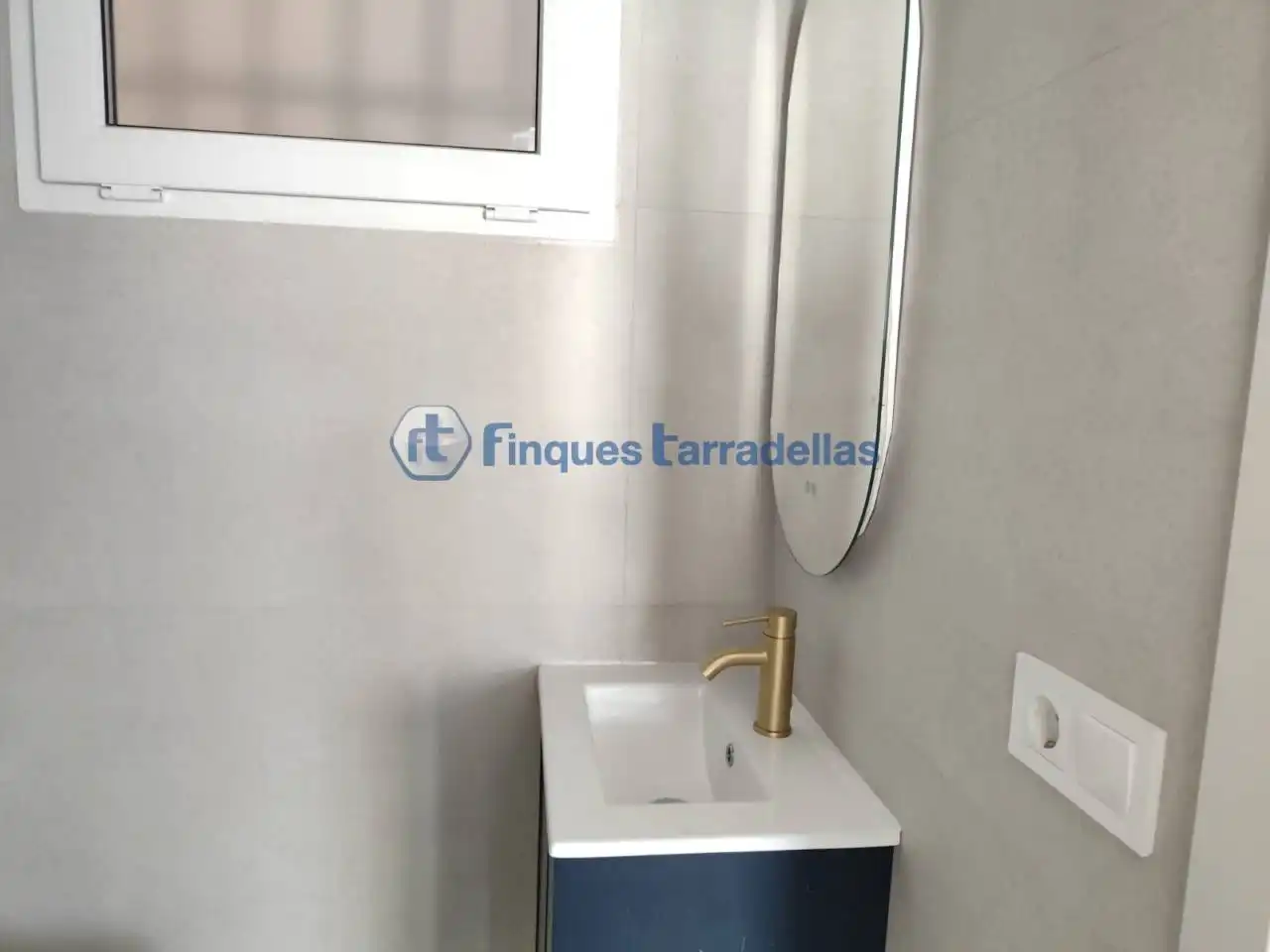 Bany de Estudi en venda en Blanes amb Parquet i Terrassa
