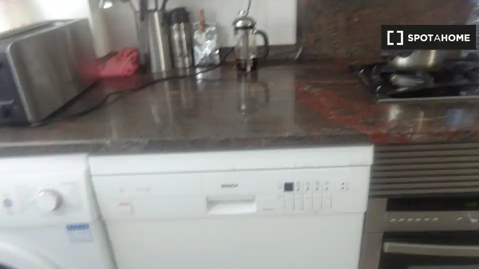 Cuina de Pis per a compartir en Santander amb Aire condicionat, Calefacció i Moblat