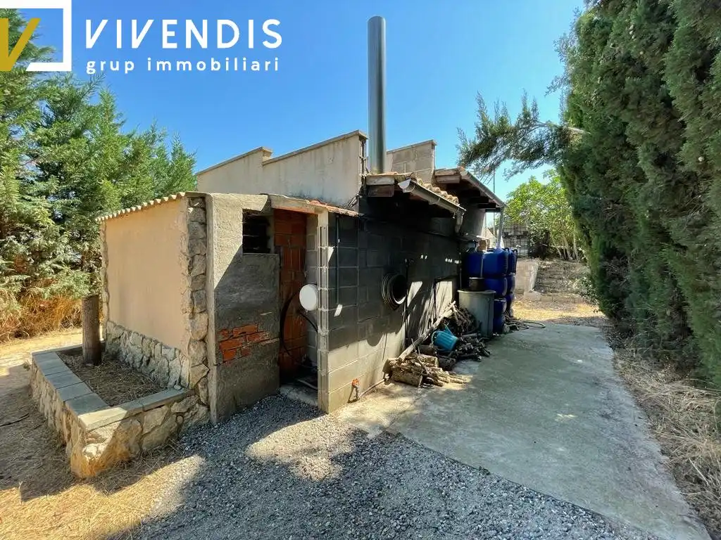 Exterior view of Houses for sale in Albatàrrec