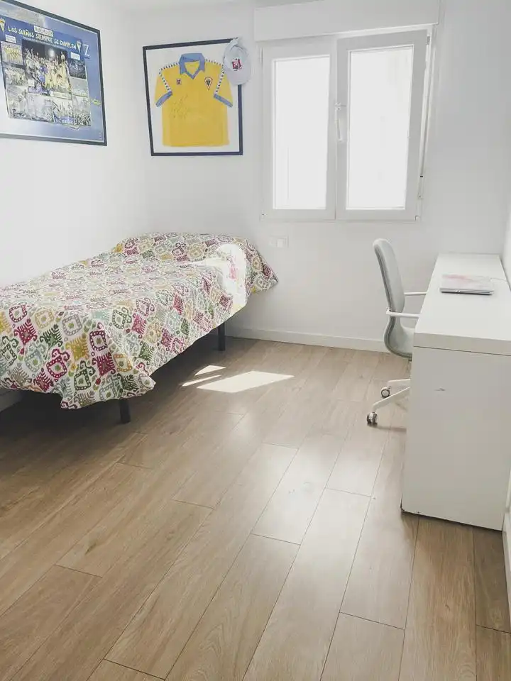 Schlafzimmer von Wohnung zum Verkauf in Cádiz mit Klimaanlage