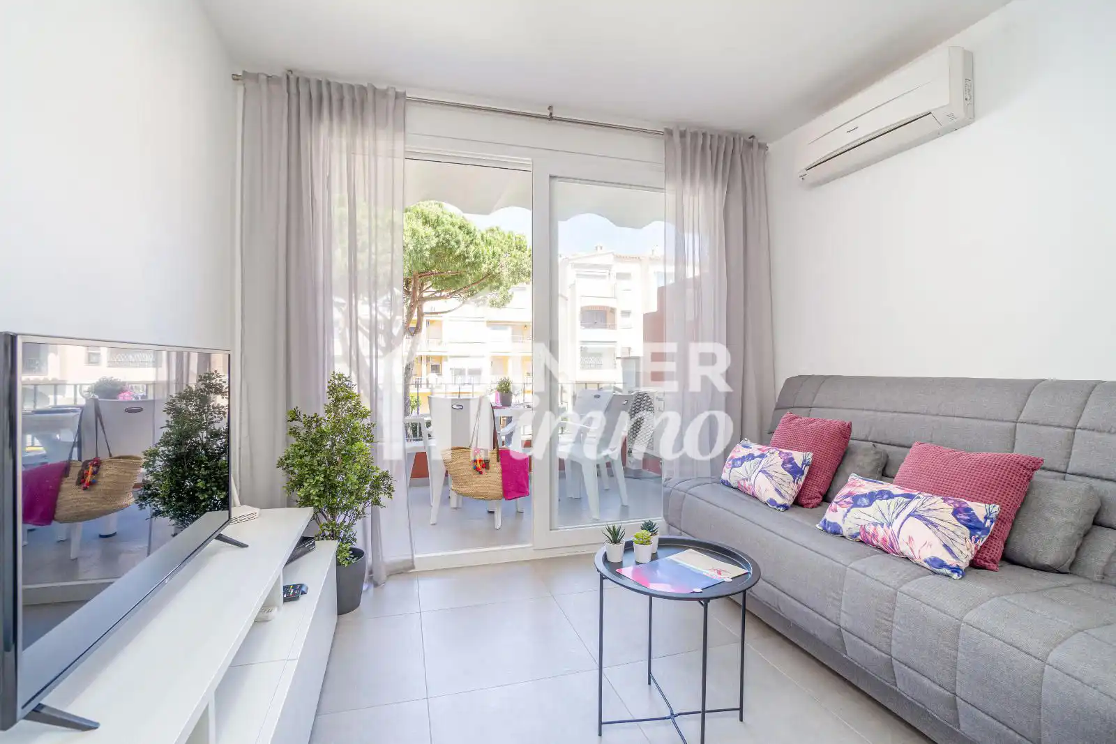 Apartament amb piscina en venda a Calle GRAN RESERVA 11, imagen 2
