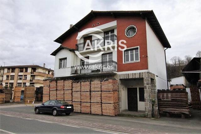 Casa-chalet en Venta en Leitzako Bidea en Doneztebe / Santesteban