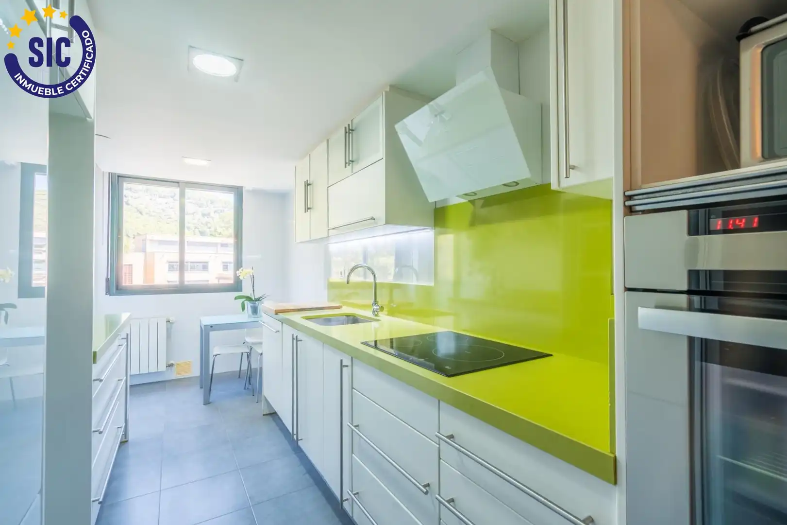 Cocina de Ático en venta en Tavernes de la Valldigna con Aire acondicionado, Calefacción y Terraza