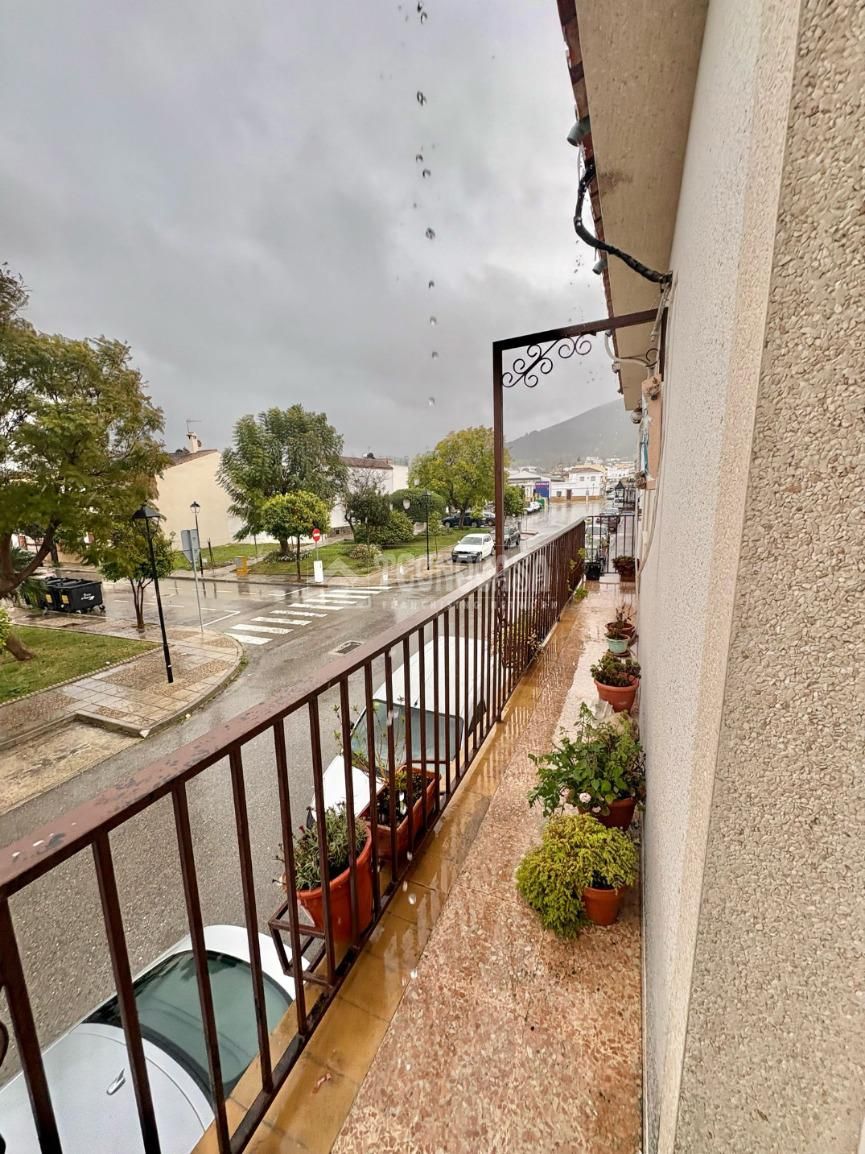 Vista exterior de Casa adosada en venta en San José del Valle con Aire acondicionado y Terraza