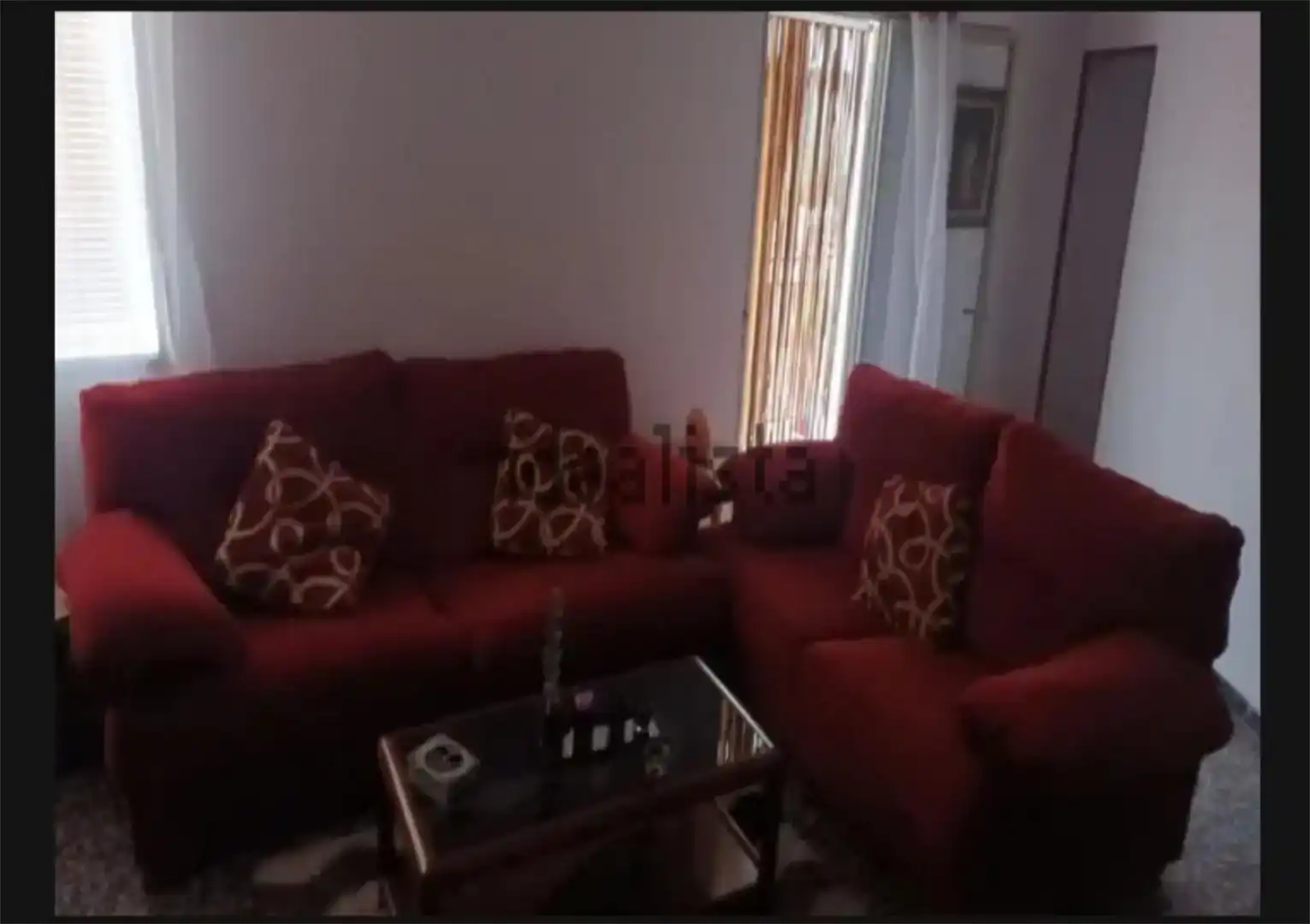 Sala de estar de Casa adosada en venta en Mira con Trastero, Amueblado y Horno