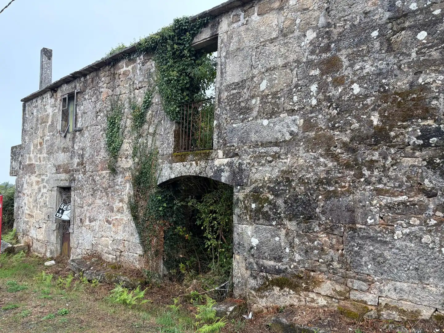 Casa amb jardí en venda a Lugar Carballeda