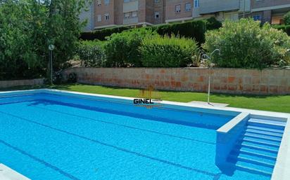 Swimming pool of Flat for sale in  Jaén Capital  with Air Conditioner, Heating and Terrace