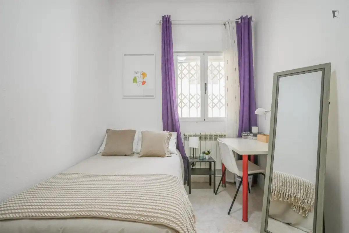 Habitación en Puerta del Ángel