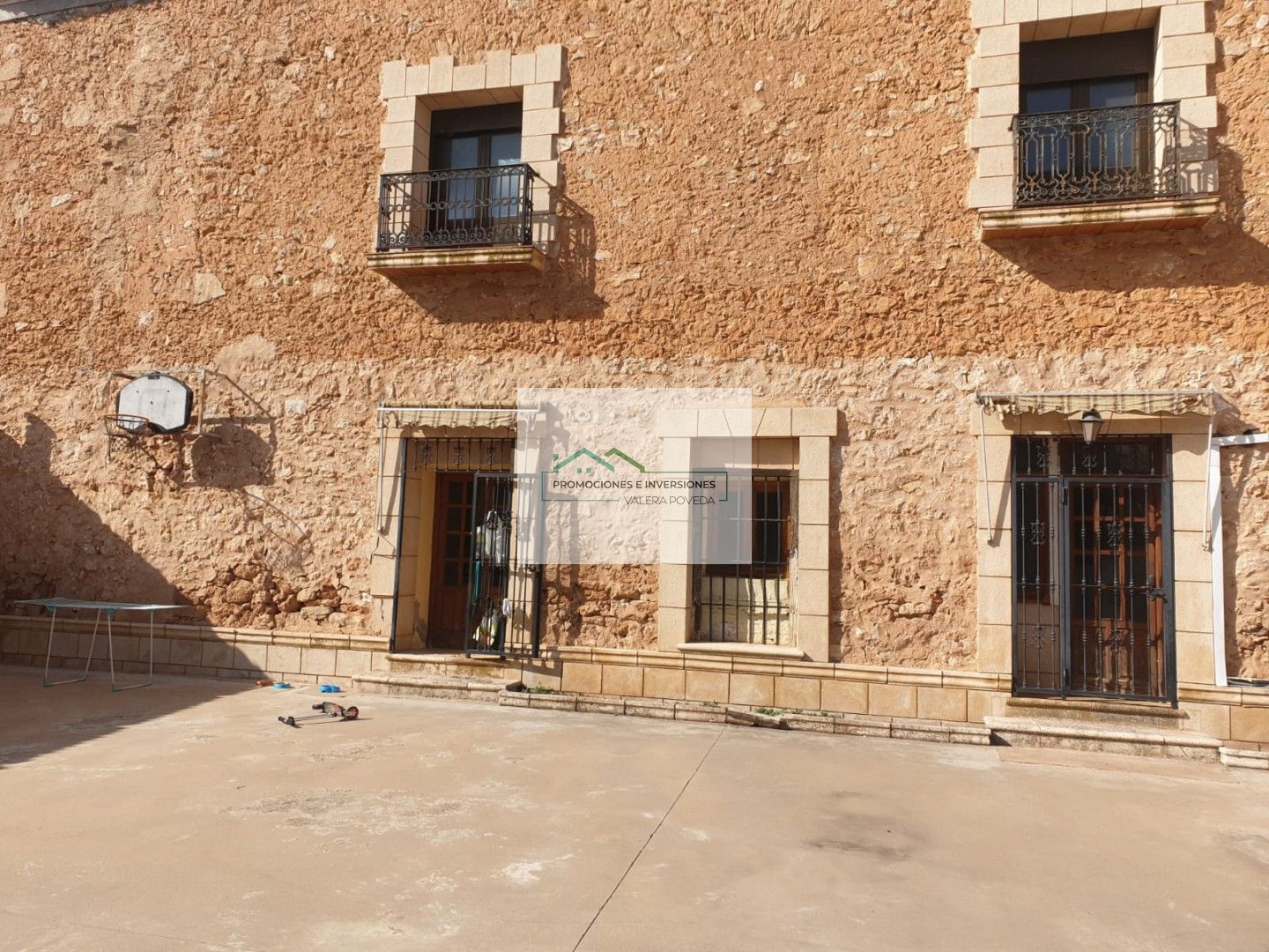 Exterior view of House or chalet for sale in Motilla del Palancar  with Private garden, Swimming Pool and Furnished