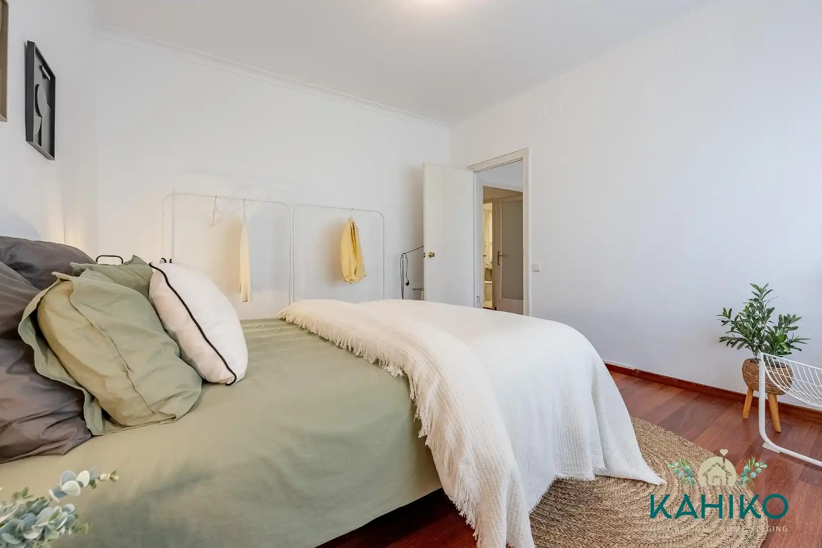 Bedroom of Flat for sale in Barcelona  with Air Conditioner, Heating and Terrace