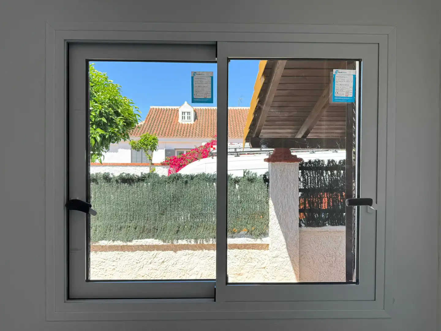 Vista exterior de Casa o chalet de alquiler en Espartinas con Aire acondicionado, Calefacción y Jardín privado