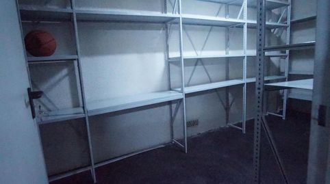 Se vende parcela de garaje abierta de 5.15 de largo por 2.60 de ancho y un trastero de 11 m2. En la zona del ayuntamiento., Bild 4