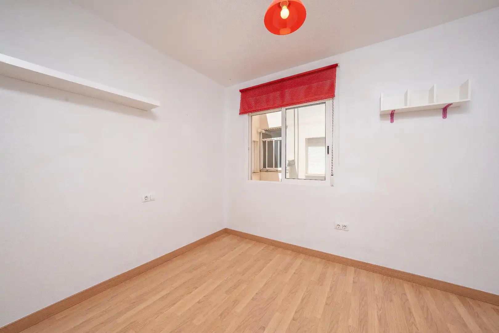 Bedroom of Flat for sale in Aspe  with Air Conditioner and Balcony