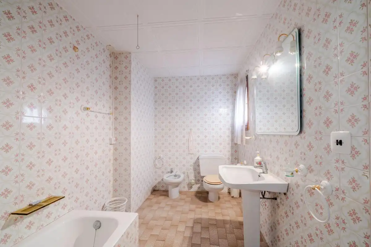 Bathroom of Houses for sale in Mutxamel  with Heating, Terrace and Furnished